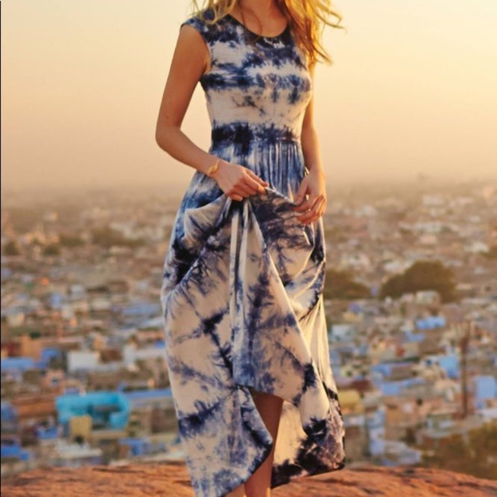 Anthropologie Skyscape Blue Tie Dye Hi-Lo